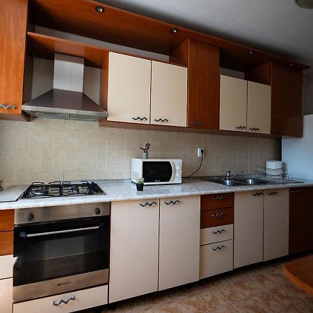 Edelweiss Apartment -Gara Brasov Braşov Exterior foto