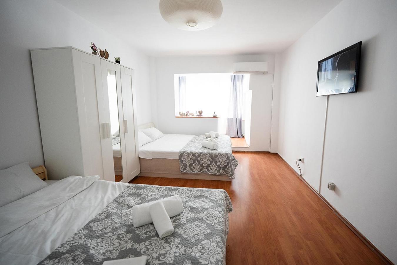 Edelweiss Apartment -Gara Brasov Braşov Exterior foto
